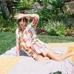 Ace and jig Lizzie top in cake